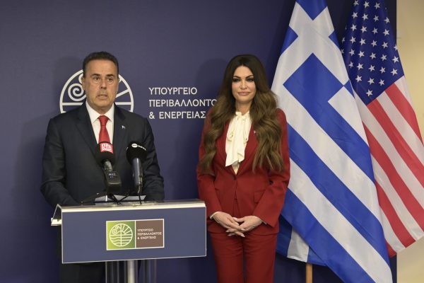 Συνάντηση Παπασταύρου – Γκιλφόιλ: Στο επίκεντρο ο ρόλος της Ελλάδας ως περιφερειακού ενεργειακού κόμβου