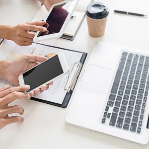 Πρωταθλήτρια στους έμμεσους φόρους η Ελλάδα: Πόσο επιβαρύνονται τα χαμηλά και μεσαία στρώματα