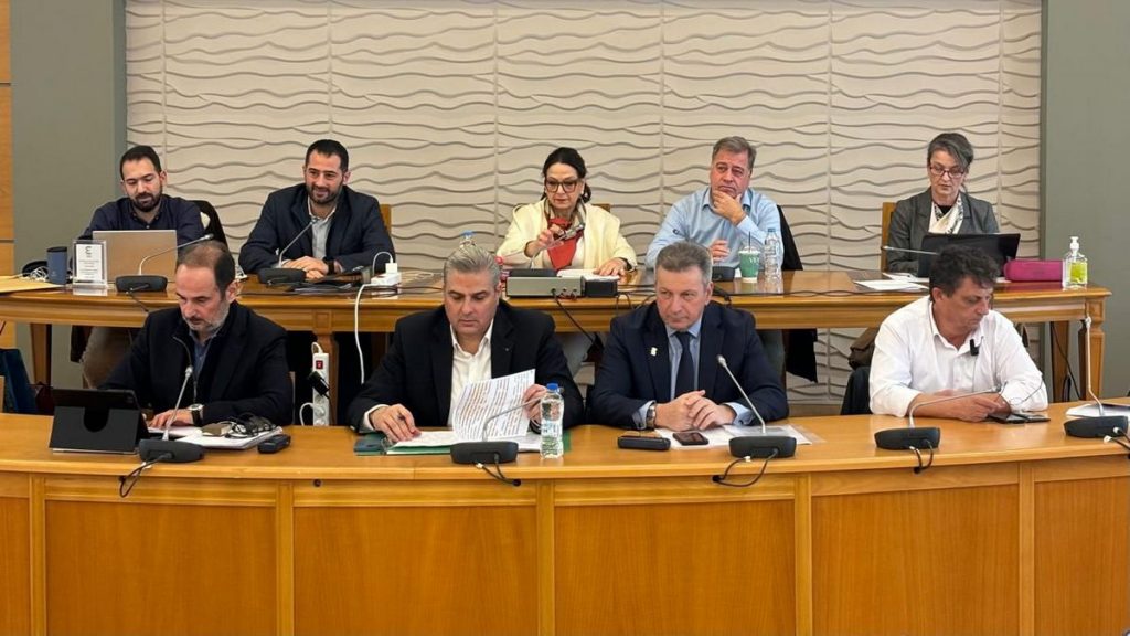 Φάνης Σπανός: «Μηδαμινές οι νέες δικαστικές αποζημιώσεις και οι νέες δανειακές οφειλές»