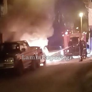 Στις φλόγες αυτοκίνητο στο Κριεκούκι - Την τελευταία στιγμή γλύτωσε ο οδηγός