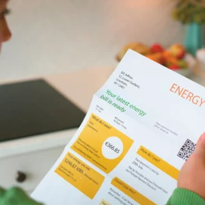 Ξεκινούν την 1η Φεβρουαρίου τα πορτοκαλί τιμολόγια, ποιες ώρες θα είναι χαμηλότερη η τιμή της κιλοβατώρας