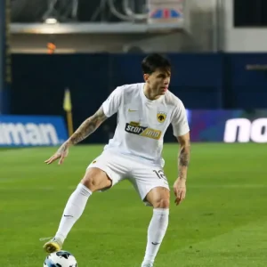 Ο Λάζαρος Ρότα έχει «σπάσει τα κοντέρ» στην ΑΕΚ με νέο ρεκόρ καριέρας στις ασίστ