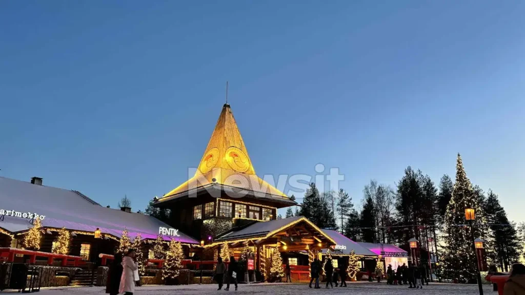 Ροβανιέμι: Το καμένο χωριό που έγινε παγκόσμιο brand – Το σπίτι του Άη Βασίλη και το σύμβολο των Χριστουγέννων