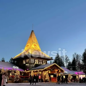 Ροβανιέμι: Το καμένο χωριό που έγινε παγκόσμιο brand – Το σπίτι του Άη Βασίλη και το σύμβολο των Χριστουγέννων