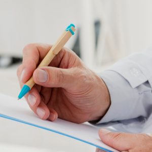 Δανός δότης σπέρματος: Οι κίνδυνοι, τα όρια των γενετικών ελέγχων και τα κενά - Τι ισχύει σήμερα στην Ελλάδα