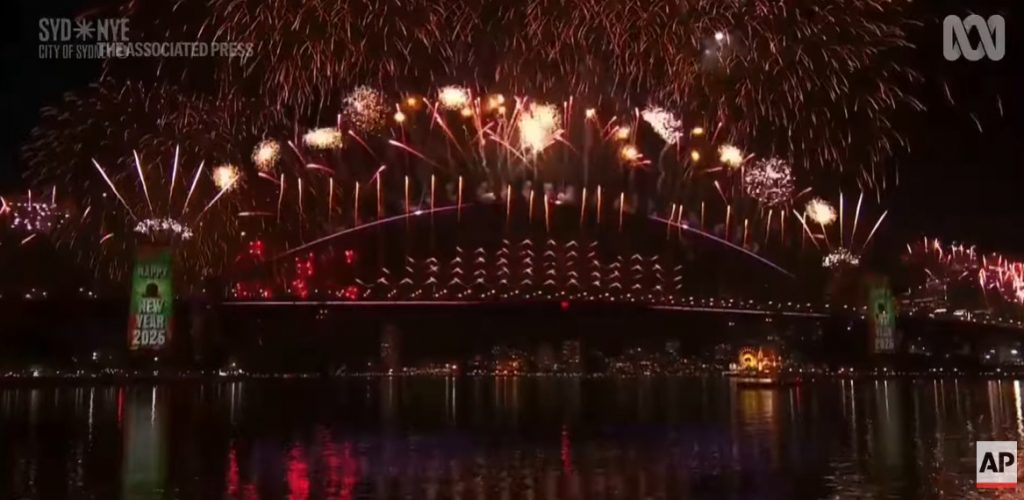 Πρωτοχρονιά: Ο πλανήτης καλωσορίζει το 2026 – Φαντασμαγορικό σόου πυροτεχνημάτων στο Σίδνεϊ, εντυπωσιακές εικόνες από Σεούλ και Χονγκ Κονγκ