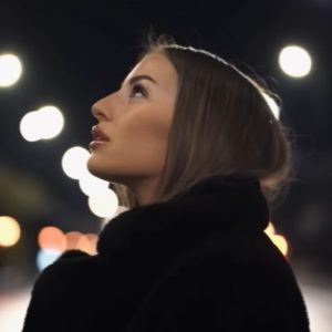 Με Ανδρομάχη το άναμμα του χριστουγεννιάτικου δέντρου στη Στυλίδα