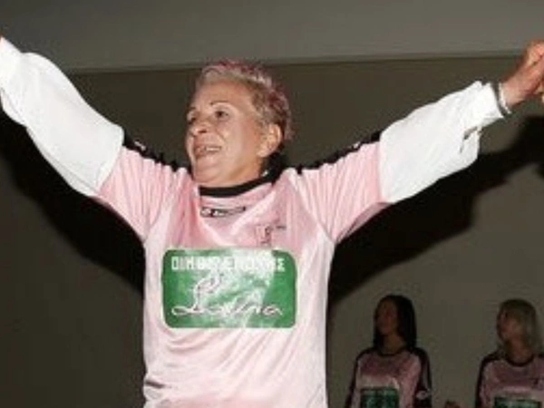 Έφυγε από τη ζωή η «Σούλα»: Η γυναίκα ‑ σύμβολο των οίκων ανοχής της Λάρισας