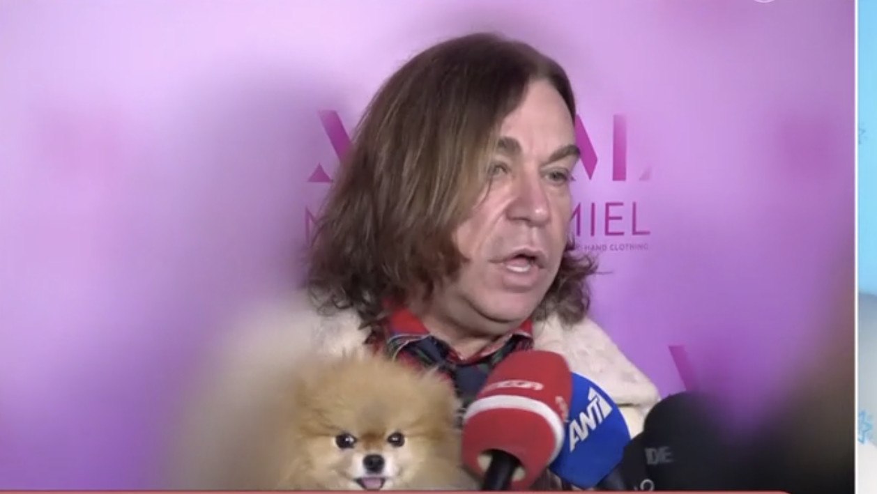 Τρύφωνας Σαμαράς για Πηγή Δεβετζή και το τροχαίο της: «Είδα το αμάξι και απορώ πώς τους έβγαλαν»