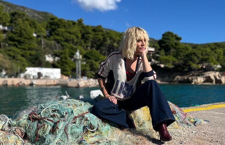 Ελεονώρα Ζουγανέλη: «Για ένα ποτήρι κρασί, δε θα οδηγήσω το μηχανάκι μου για τις επόμενες 30 ημέρες»