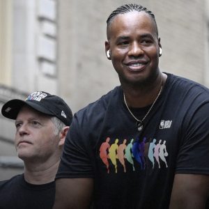 Τζέισον Κόλινς: Ο πρώτος ανοικτά γκέι μπασκετμπολίστας του NBA ανακοίνωσε πως έχει «καρκίνο τελικού σταδίου»