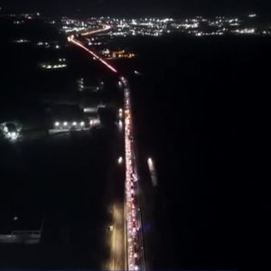 Μπλόκα αγροτών: Διαβουλεύσεις αγροτών και Αστυνομίας να δοθούν επιπλέον λωρίδες για την χριστουγεννιάτικη έξοδο – Εφιάλτης η Αθηνών – Λαμίας