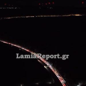 Νέο ΒΙΝΤΕΟ: Χαμός και σήμερα στην εθνική οδό και τους παραδρόμους - Ουρές χιλιομέτρων - Εικόνες από drone