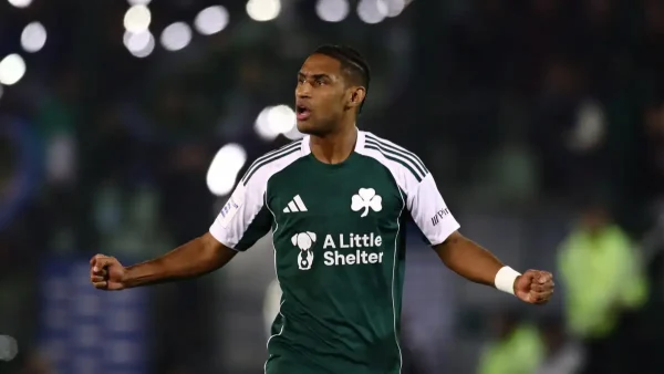 Παναθηναϊκός: Ο Τετέ φωτογραφήθηκε με φανέλα της Γκρέμιο που γράφει το όνομά του