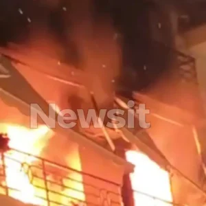 Θεσσαλονίκη: Νεκρή η γιαγιά των τριδύμων που μεταφέρθηκε στο νοσοκομείο μετά τη φωτιά