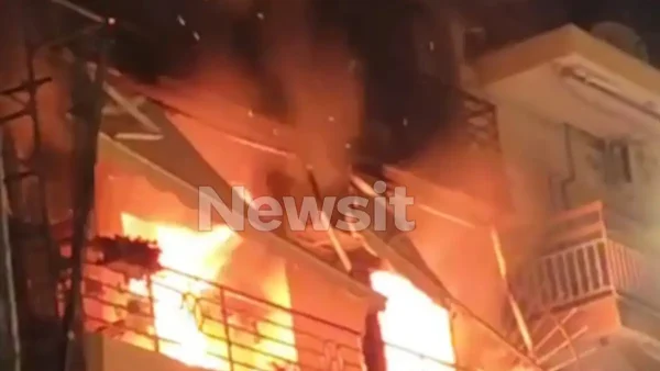 Θεσσαλονίκη: Νεκρή η γιαγιά των τριδύμων που μεταφέρθηκε στο νοσοκομείο μετά τη φωτιά