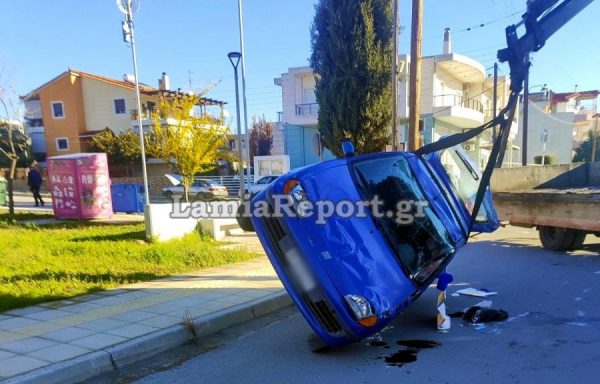 Λαμία: Παραβίασε το STOP, τον εμβόλισε και έφερε τούμπες μέσα στην πόλη - Στο νοσοκομείο ο ένας οδηγός