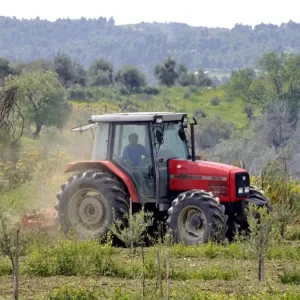 Στον Εισαγγελέα οι πρώτες 50 μαζικές διαγραφές αγροτεμαχίων στο Ε9 που εντοπίστηκαν από την ΑΑΔΕ