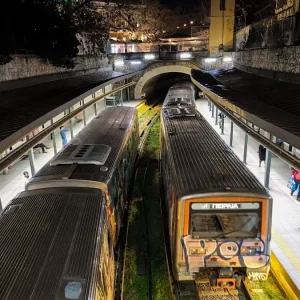 Κάτω Πατήσια: Ένα άτομο έκανε απόπειρα αυτοκτονίας πέφτοντας στις ράγες του Ηλεκτρικού – Έκτακτες ρυθμίσεις στην κυκλοφορία των τρένων