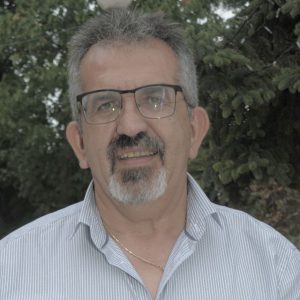 «Ζητείται εντιμότης» (του Κώστα Τσιαλαφούτα)