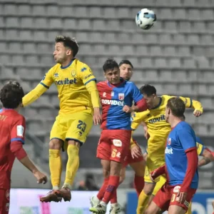 Βόλος – Παναιτωλικός 1-0: Επιστροφή στις νίκες με Μαρτίνες