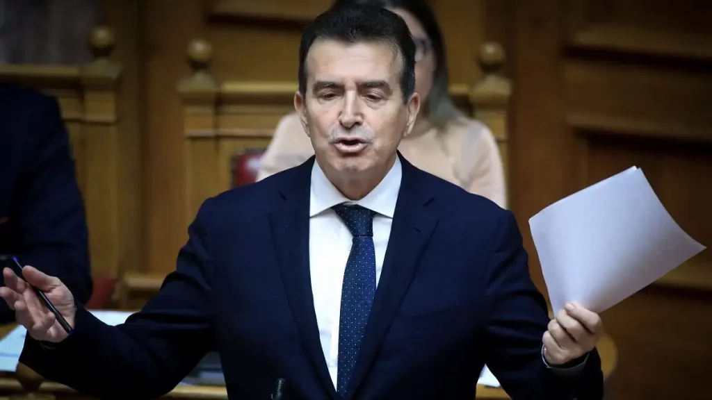 Χρυσοχοΐδης για την Αστυνομία στις αγροτικές κινητοποιήσεις: Δεν διαθέτει πλαστικές σφαίρες, τι ψέμματα είναι αυτά που λέτε;