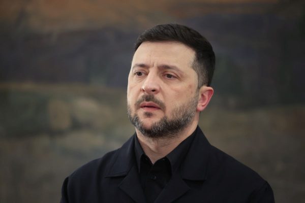 «Αισιοδοξία» βλέπει ο Ζελένσκι στις ειρηνευτικές συνομιλίες για την Ουκρανία, αλλά φοβάται απομάκρυνση των ΗΠΑ