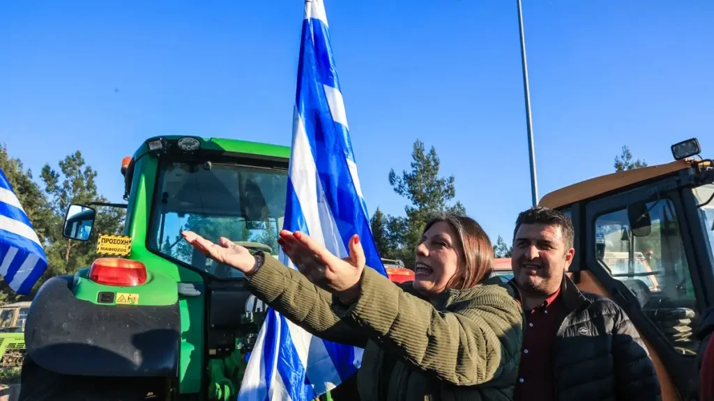 Ζωή Κωνσταντοπούλου από το μπλόκο της Νίκαιας: «Οι αγρότες δεν ενέδωσαν στην κοροϊδία του πρωθυπουργού»