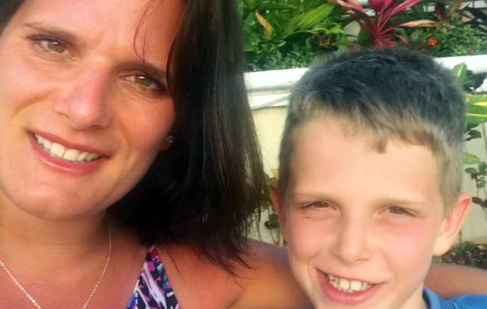 «Ο γιος μου έφαγε πίτσα και έπαιξε ποδόσφαιρο… Λίγες ώρες αργότερα, ήταν νεκρός – Ακόμη δεν ξέρω τι συνέβη στις τελευταίες του στιγμές»