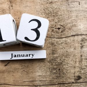 Τρίτη και 13: Γιατί θεωρείται γρουσούζικη μέρα – Με ποια ιστορικά γεγονότα συνδέεται