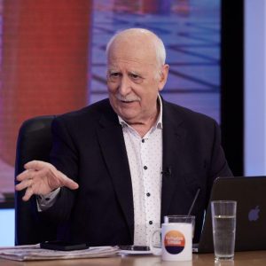 Γιώργος Παπαδάκης: Η συνήθεια του καπνίσματος και το πρώτο έμφραγμα σχεδόν 19 χρόνια πριν από τον θάνατό του