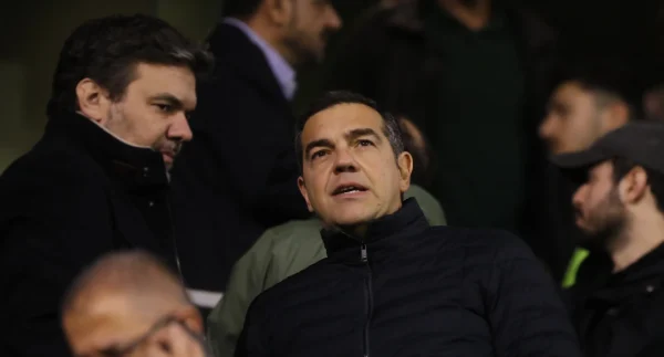 Στη Βουδαπέστη με τον γιο του ο Τσίπρας για τον Παναθηναϊκό