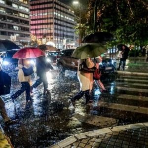 Νέο έκτακτο για την κακοκαιρία: Μέχρι το βράδυ ο συναγερμός για την Αττική, τι θα γίνει στην υπόλοιπη χώρα