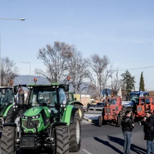 Κάθοδο των αγροτών με τρακτέρ στην Αθήνα προτείνει στην Πανελλαδική το μπλόκο της Νίκαιας