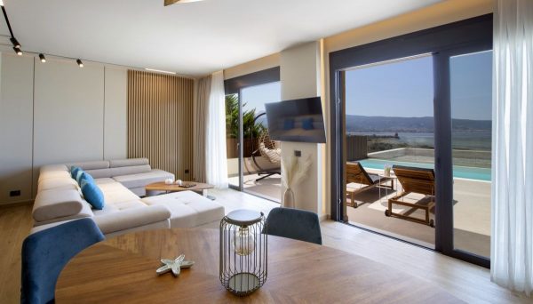 Ampolia Villas Lefkada: Πολυτέλεια με καρδιά, εμπειρία ζωής στο Ιόνιο