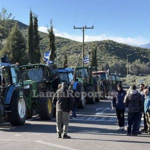 Ανοίγουν το βράδυ οι δρόμοι από τους αγρότες - Αποδέχτηκαν την πρόσκληση για διάλογο με τον Πρωθυπουργό