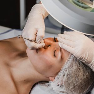 Ζητείται αισθητικός σε δερματολογικό ιατρείο στο κέντρο της πόλης