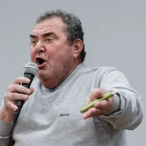 Κώστας Ανεστίδης: Το Μαξίμου «έκοψε» τον αγροτοσυνδικαλιστή από τη συνάντηση της Δευτέρας – «Θα πάω για να εκπροσωπήσω τους αγρότες» επιμένει