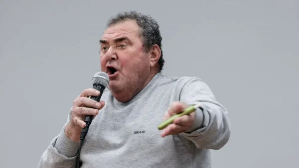 Κώστας Ανεστίδης: Το Μαξίμου «έκοψε» τον αγροτοσυνδικαλιστή από τη συνάντηση της Δευτέρας – «Θα πάω για να εκπροσωπήσω τους αγρότες» επιμένει