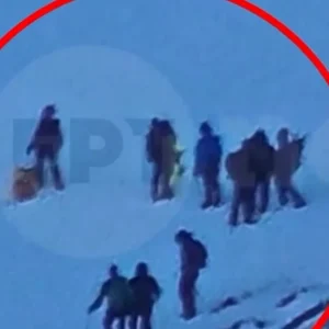 Αγωνία για τους ορειβάτες στον Ταΰγετο: Κατεβαίνουν προς το καταφύγιο οι 4 τραυματίες, οι δύο μεταφέρονται με φορεία