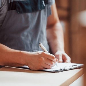 Ζητείται αποθηκάριος στο τμήμα ανταλλακτικών της εταιρείας "Karellis Group"