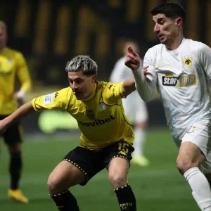 Άρης – ΑΕΚ 1-1: Η Ένωση πήρε την ισοπαλία στο «Βικελίδης» και έπεσε από την κορυφή της Super League