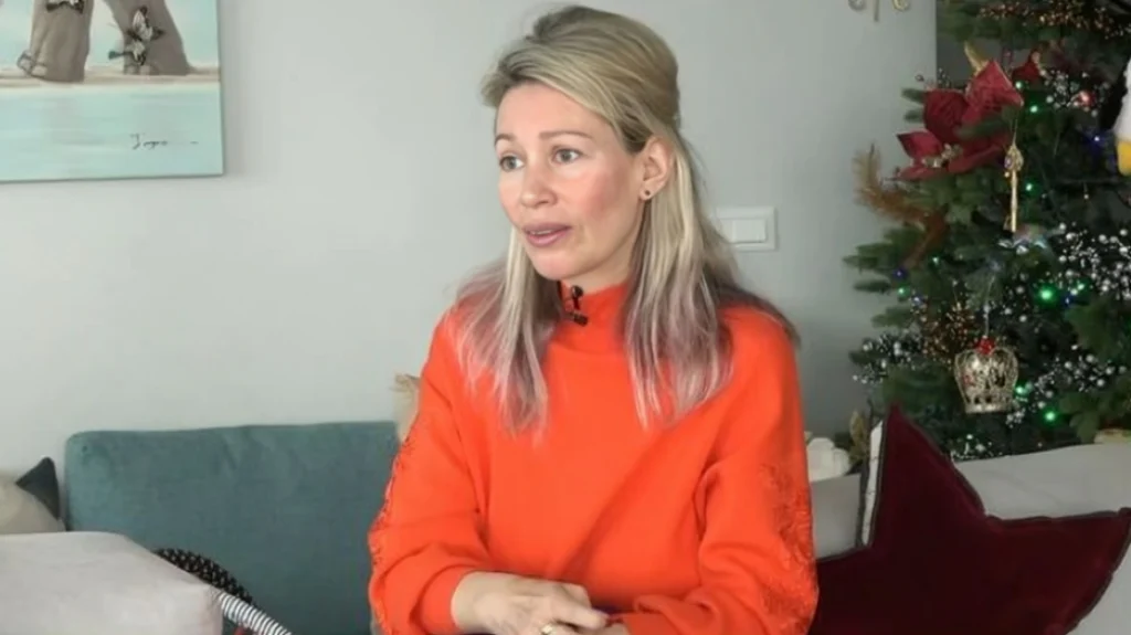 Άριελ Κωνσταντινίδη: Σκέφτομαι το φθινόπωρο να βαφτίσω και τα τρία παιδιά μου, την κόρη μου θα την πούμε Αουρέλια