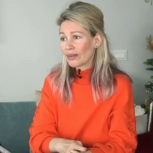 Άριελ Κωνσταντινίδη: Σκέφτομαι το φθινόπωρο να βαφτίσω και τα τρία παιδιά μου, την κόρη μου θα την πούμε Αουρέλια