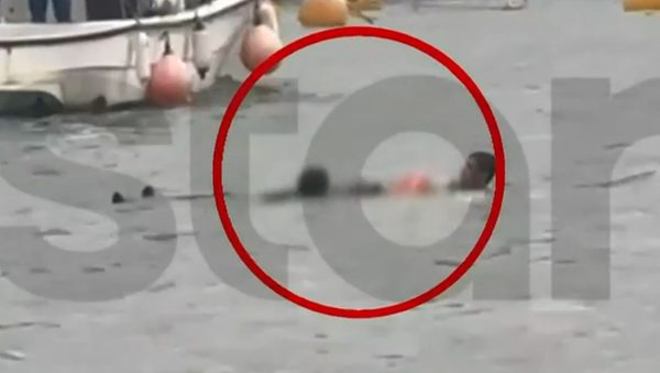 Άστρος: Η τελευταία πράξη ηρωισμού του λιμενικού – Λίγο πριν σκοτωθεί έσωσε συμπολίτη του που παρασύρθηκε από τα κύματα