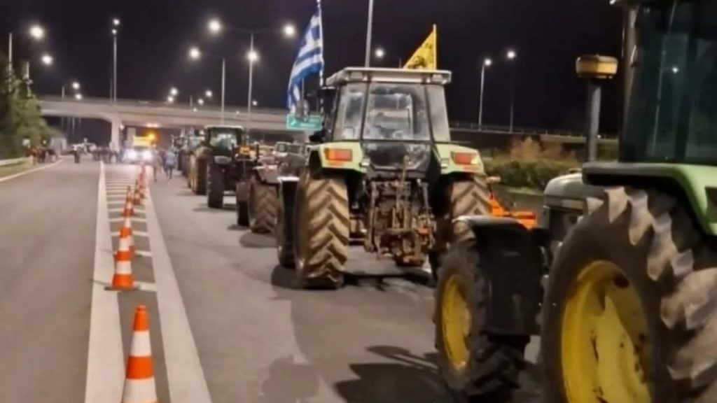 Φθιώτιδα: Έκλεισε η εθνική και στην Αταλάντη - Αναμένεται ενίσχυση του μπλόκου του Μπράλου