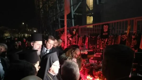 Τραγωδία με οπαδούς του ΠΑΟΚ: Στην Τούμπα ο Βαρθολομαίος με λευκά τριαντάφυλλα – «Ο πόνος είναι δυσβάσταχτος»