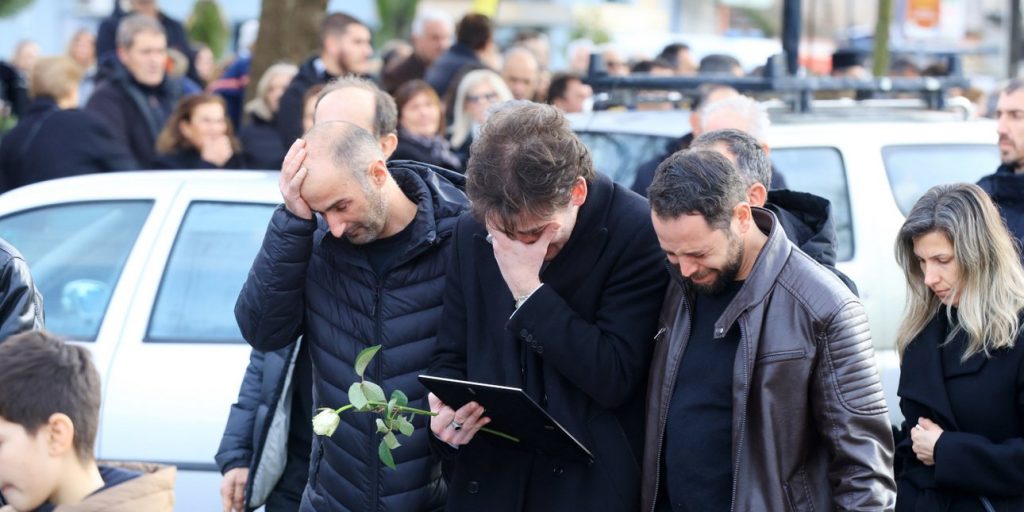 Θλίψη σε Καρδίτσα και Τρίκαλα: Βαρύ κλίμα στις κηδείες της Σταυρούλας, της Αναστασίας, της Αγάπης