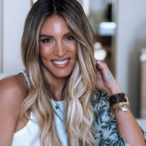 Αθηνά Οικονομάκου: Η δύσκολη περίοδος μετά την εγκυμοσύνη και η συνεπιμέλεια με τον Φίλιππο Μιχόπουλο