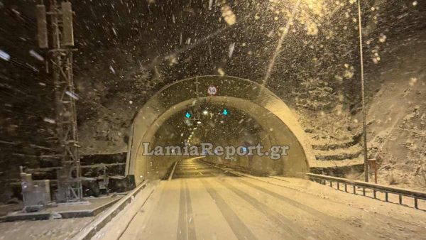 Στερεά: Που υπάρχουν προβλήματα στην κυκλοφορία - Προσωρινό απαγορευτικό των φορτηγών στον Λαμία - Καρπενησίου.